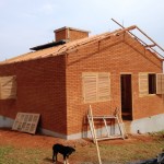 construcao-tijolo-ecologico-16-telhado